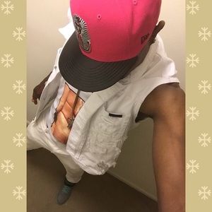 Meet your Posher, Leighton